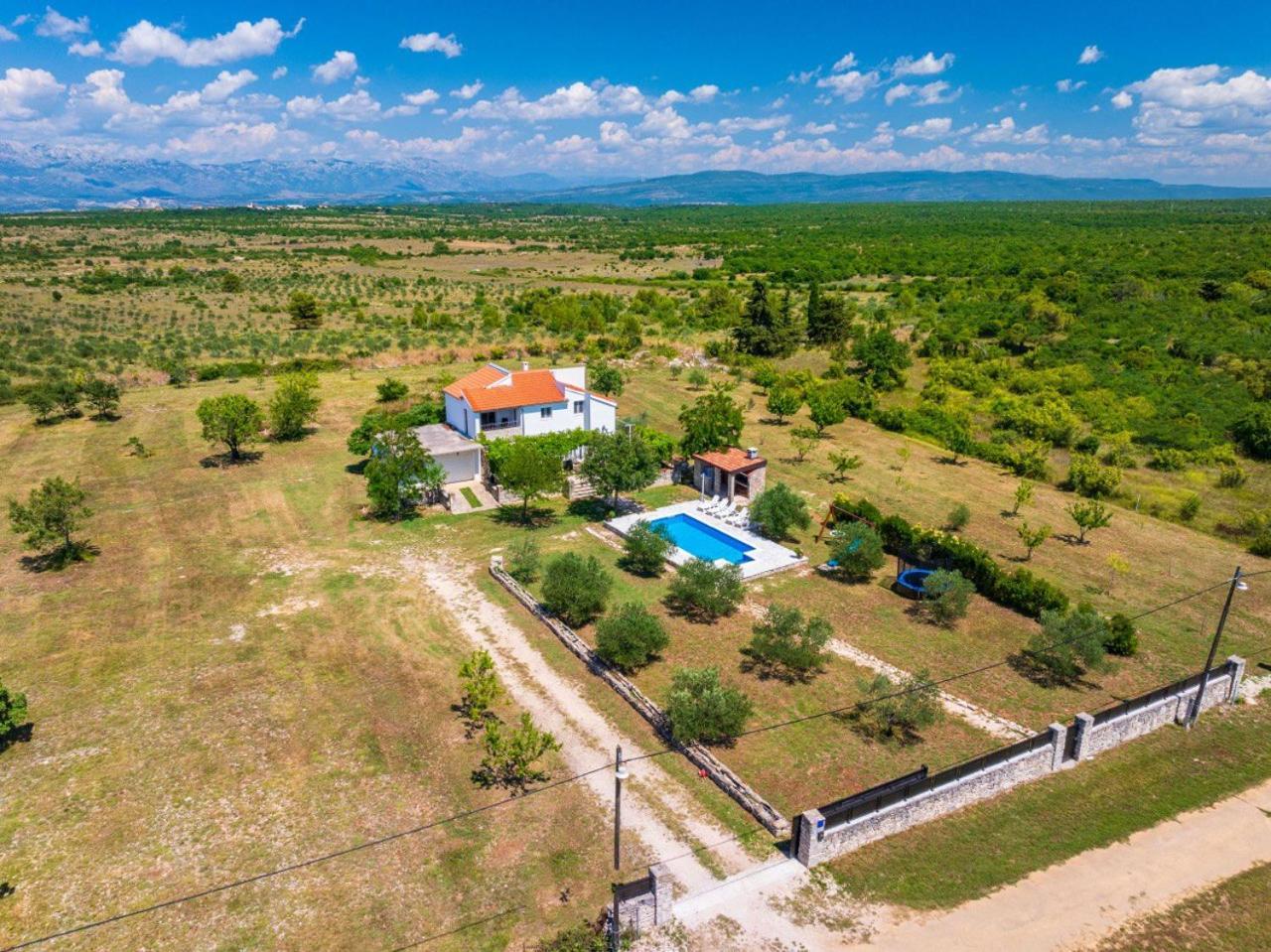 Mandorla With Private Pool Vikendica Zadar